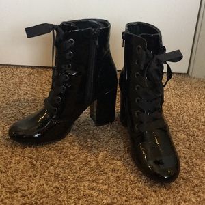 Kenneth Cole Reaction Corrine Patent Booties 8